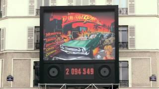 Marketing de guerrilla Ford. Pinball gigante en París