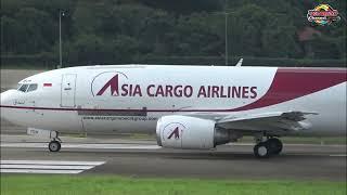 Pesawat Asia Cargo Airlanes Take Off di Bandara  Soekarno Hatta