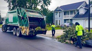 WM’s Rebody Mack MR McNeilus Rear Loader Garbage Truck Packing Hurricane Debris