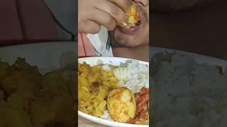 eating egg curry #mukbang #foodie #eggcurry #eatingshow