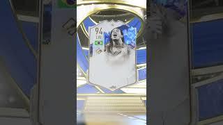 TOTY ICON IN A PACK... HES 10000000 COINS 