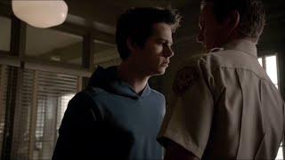 Stiles notices his dad isn’t wearing his wedding ring 5x02  Teen Wolf