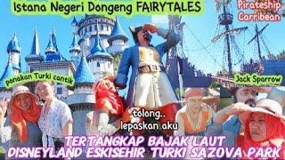 Nostalgia masa kecil main di taman bermain di Turki  naik kapal kapalan tema fairy tales