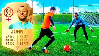 How Good is a PRO GOALKEEPER? Football Skills & Goals