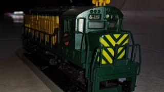 HO Scale Layout Episode 3  AHM ALCO C424  Review and Running