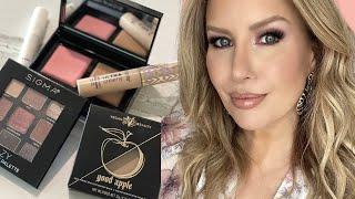 TRYING HYPED NEW MAKEUP- KVD Good Apple Foundation Tarte Shape Tape Creamy Concealer & More