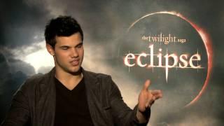 New Twilight Eclipse HD Interview - Taylor Lautner needs no kissing coach