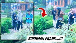 MANUSIA DAUN BIKIN ORANG TERKEJUT  BUSHMAN PRANK HUTAN PINUS LIMPAKUWUS