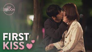 Han Ji-min and Jung Hae-in kiss for the first time   One Spring Night Ep 9 ENG SUB