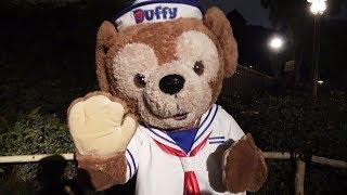 Duffy Makes Rare Meet & Greet Appearance at Disneyland Special Event by Hungry Bear Resturant