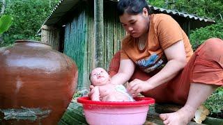 Singlemother _ Build a bathroom to serve the bathing life of mothers and children  Lý Tiểu Thương