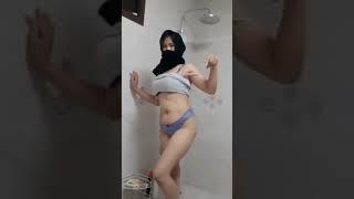 türbanlı kalça dansı. seksi kalça dansı. asyalı seksi türbanlı kalça dansı #kalçadansı #twerk #kalça