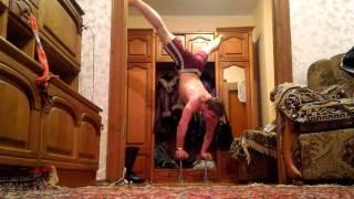 Спичаг и отжимание в стойке  Press up hanstand and push-ups in the handstand