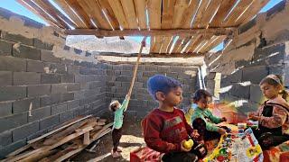 building the roof of a nomadic house - A documentary about the life of a nomadic family