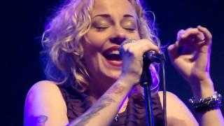 A Natural Disaster - Anneke van Giersbergen & Danny Cavanagh - Teatro Nescafe de las Artes