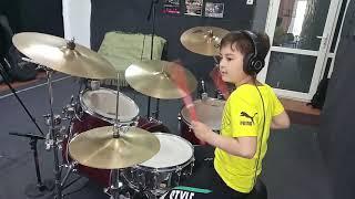 Guns NRoses - Sweet Child o mine drum cover by Alan