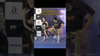 Vijay Deverakonda Saves Ananya Pandey From an Embarrassing Situation  Liger event  FJS #Shorts