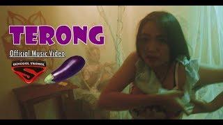 SENGGOL TROMOL - TERONG Official Music Video #trilogi