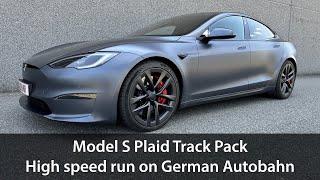 Model S Plaid witch carbon ceramic brakes - high speed run on the German Autobahn
