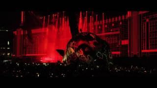 Roger Waters - Pigs Three Different Ones Live