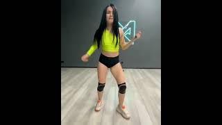 Sexy girl twerk dance