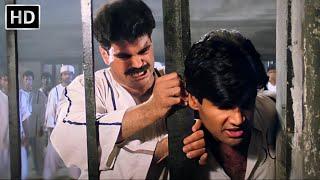 हालात इंसान को शैतान बना देता है पर देवता नहीं - Takkar  Sunil Shetty  Action Scenes  Best Scenes