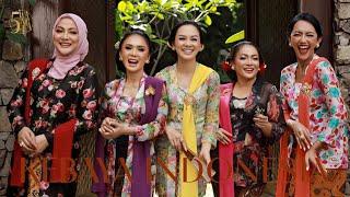 KEBAYA INDONESIA - 5 WANITA Official Music Video