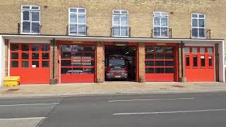 S17P1 Surrey Fire & Rescue Service Epsom Responding