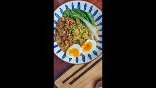 Making Instant Tantanmen at Home 