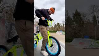 Customising My RARE BMX INSIDE the skatepark?  #bmx #asmr #youtubeshorts