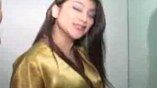 Massage Hot Sarah Azhari 2.flv