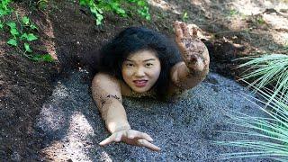 Lilli quicksand girl sinking in quicksand real life