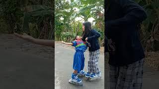 Main sepatu roda - Rollerblading