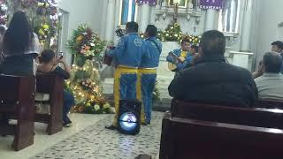 Mañanitas con mariachi ala virgen de Guadalupe