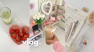 Pinterest IT girl  desk makeover 6am mornings k-beauty haul coquette cake studying