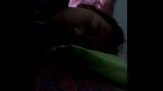 Lagi tidur enak enak  eh malah di video 