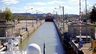 Bollène Lock  -  River Rhône