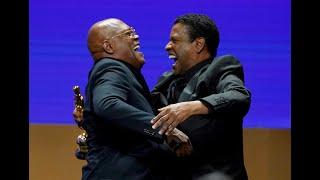 Samuel L. Jackson Receives Honorary Oscar from Denzel Washington  94th Academy Awards - 2022 Oscars