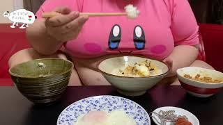 Japanese BBW eating natto and fried egg for breakfast　みけぽ　plus size