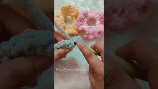 Crochet Scrunchies #crochetrainbowsandbutterflies #handmade #craft #howto #diy