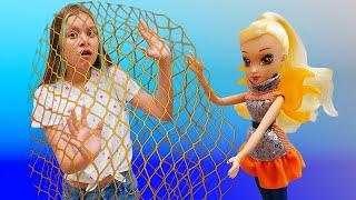 WINX Club - чародейки Винкс заколдованы Помоги спасти куклы для девочек. Видео про игры в игрушки