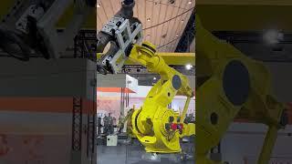 FANUCs strongest robot at EMO 2023