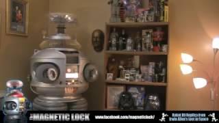 Lost in Space B9 Robot Replica 1st Season 2016