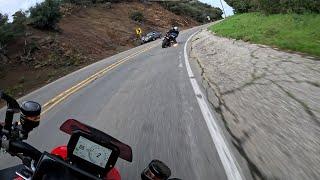 Ducati Streetfighter V4S following  @Just_around_the_bend on Aprilla Tuono V4 Factory up Stunt Rd