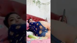 LIVE BIGO⁉️Tante Semok Pamer Bokong Semok Hot Banget‼️