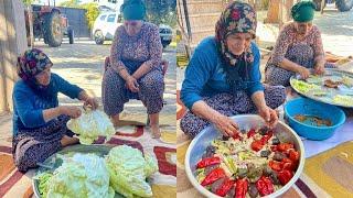 HALAM KÖY EVİ TEPSİ TEPSİ ODUN ATEŞİNDE KUZU ETİ DOLMA AKŞAM YEMEĞİ  YEMEK DAVETİ