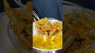 Kurukuri Bhindi Asmr #shorts #food #crispy #bhindi #asmr #asmrkitchenfood