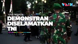 Prajurit TNI Selamatkan Demonstran Dari Tangkapan Polisi