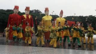 BARONG LANDONG - PAWAI BUDAYA HUT KE-42 TMII