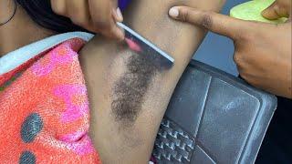 Armpit shaving by straight razor